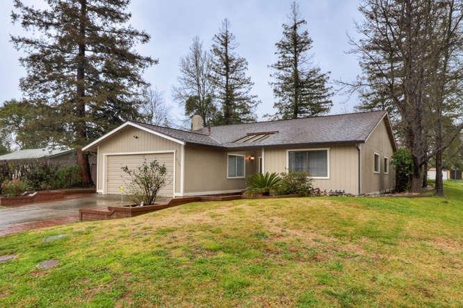 8980 Alderson Avenue - Photo 1