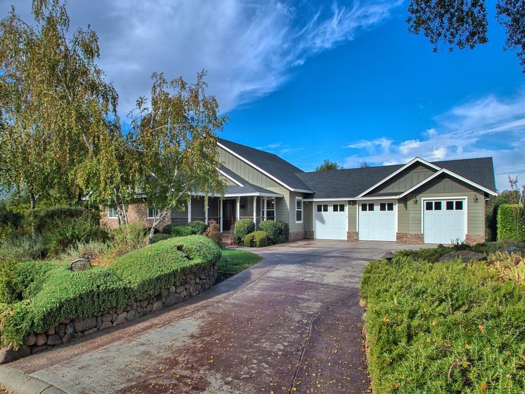 580 Chimney Hill - Photo 1