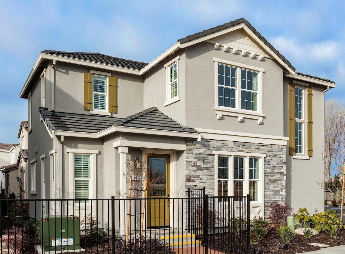 140 Colner Circle - Photo 1