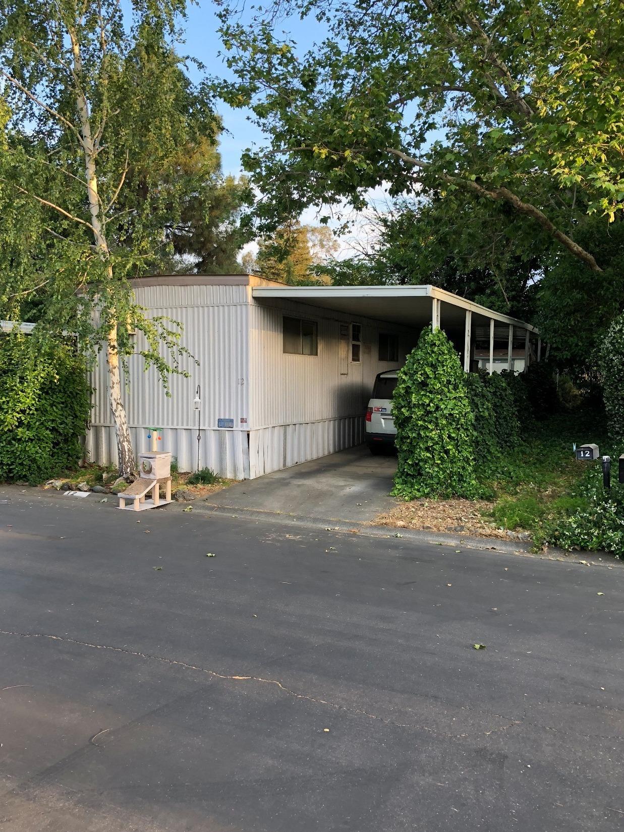 12 Outer Circle - Photo 1