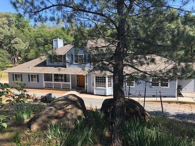 3280 Dakota Drive - Photo 1