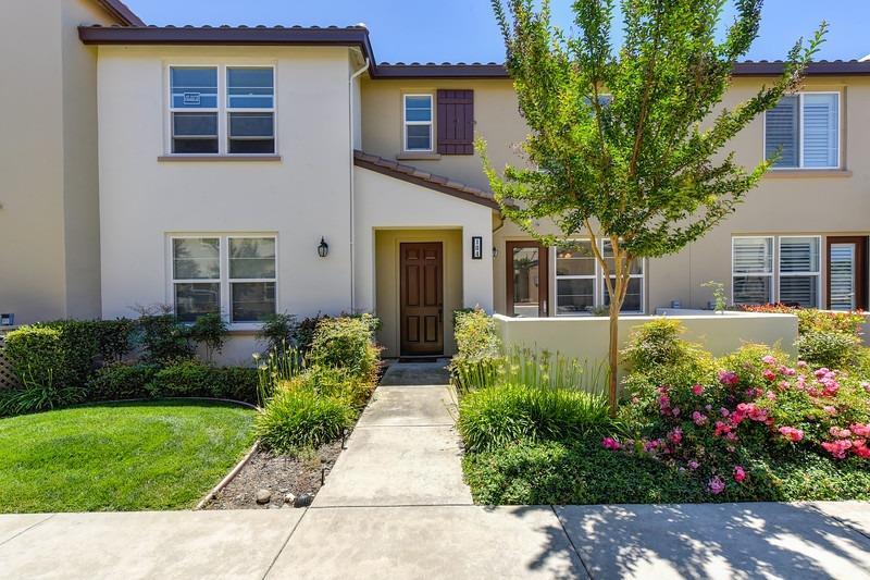 433 Anchor Lane - Photo 1