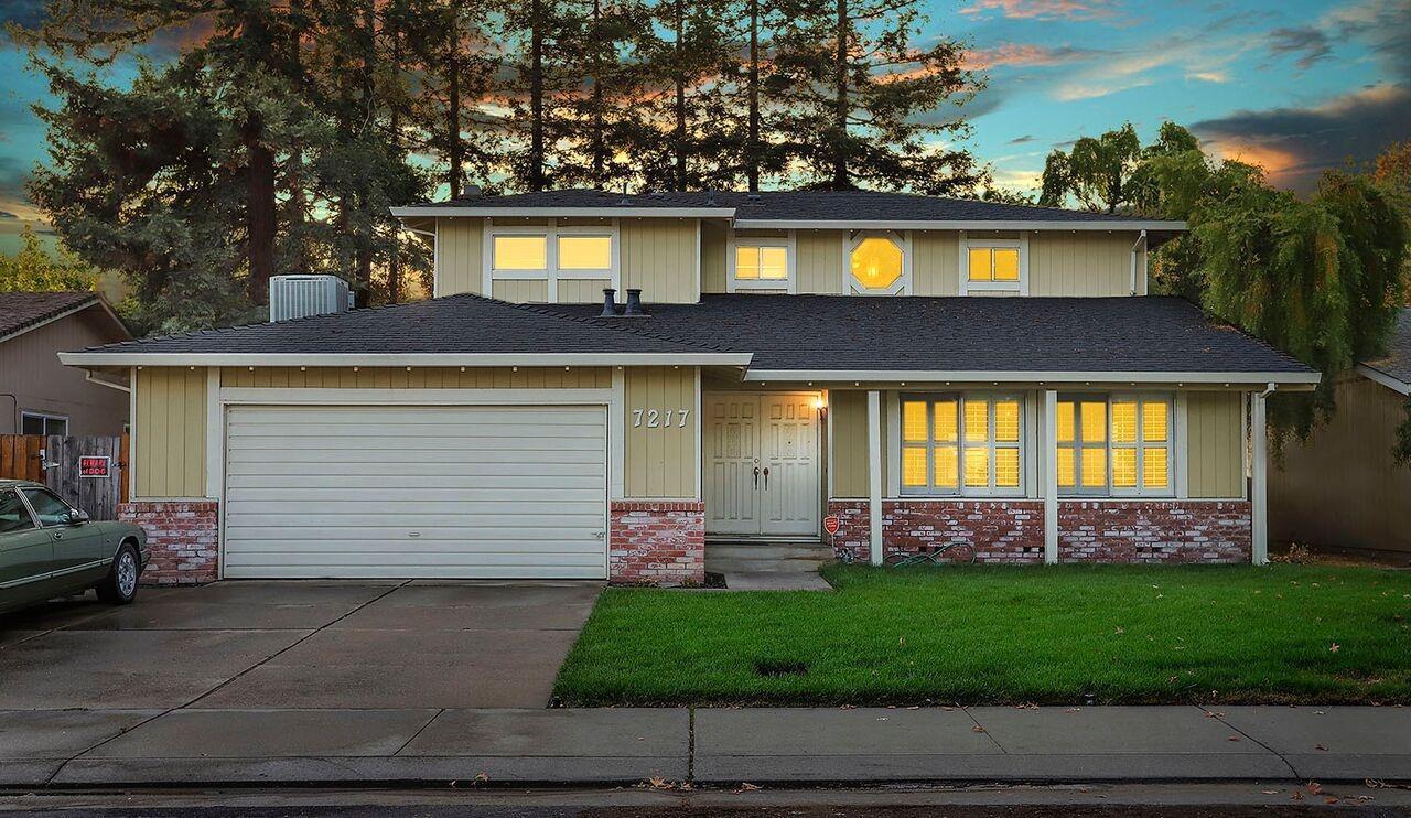 7217 Trousdale - Photo 1