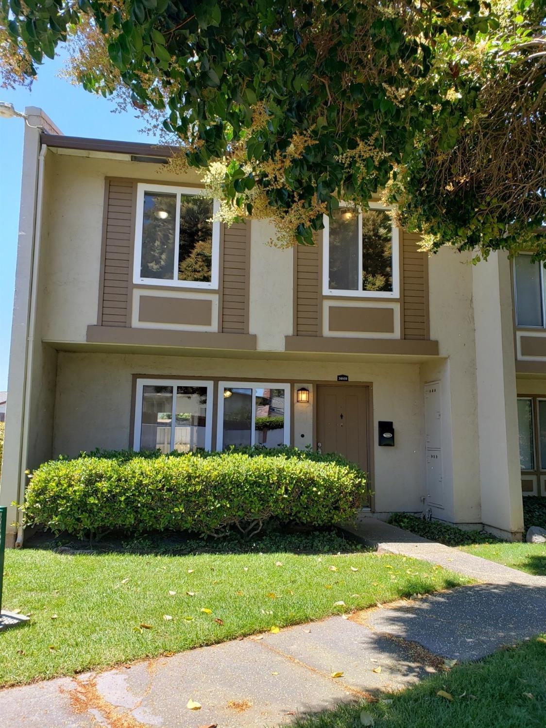 34650 Greenstone Common - Photo 1