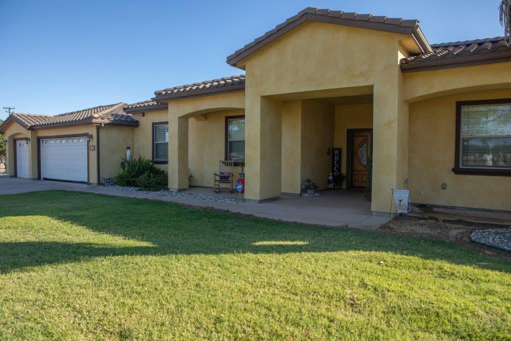 6129 4th Street - Photo 1