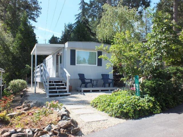 971 Laurel Lane - Photo 1