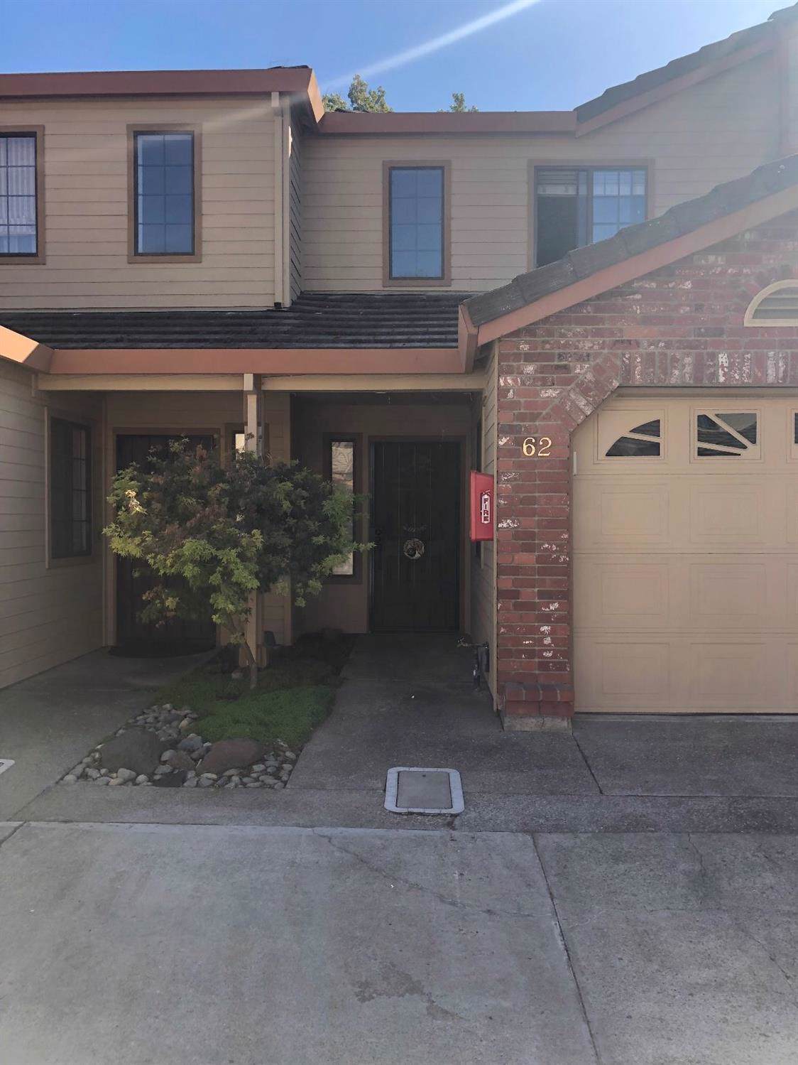2250 Scarborough - Photo 1