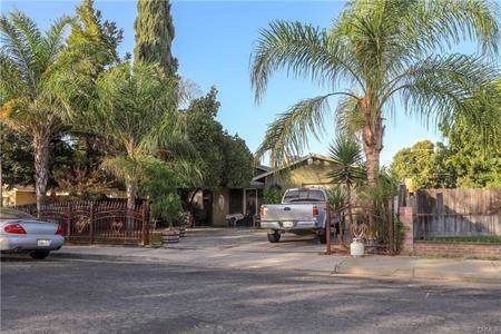 219 10th Street - Photo 1