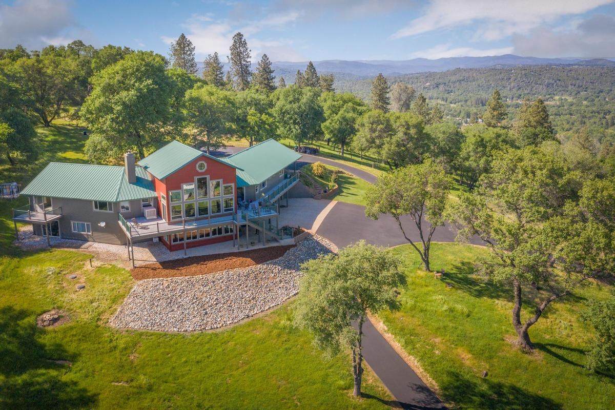 16000 Southridge Road - Photo 1