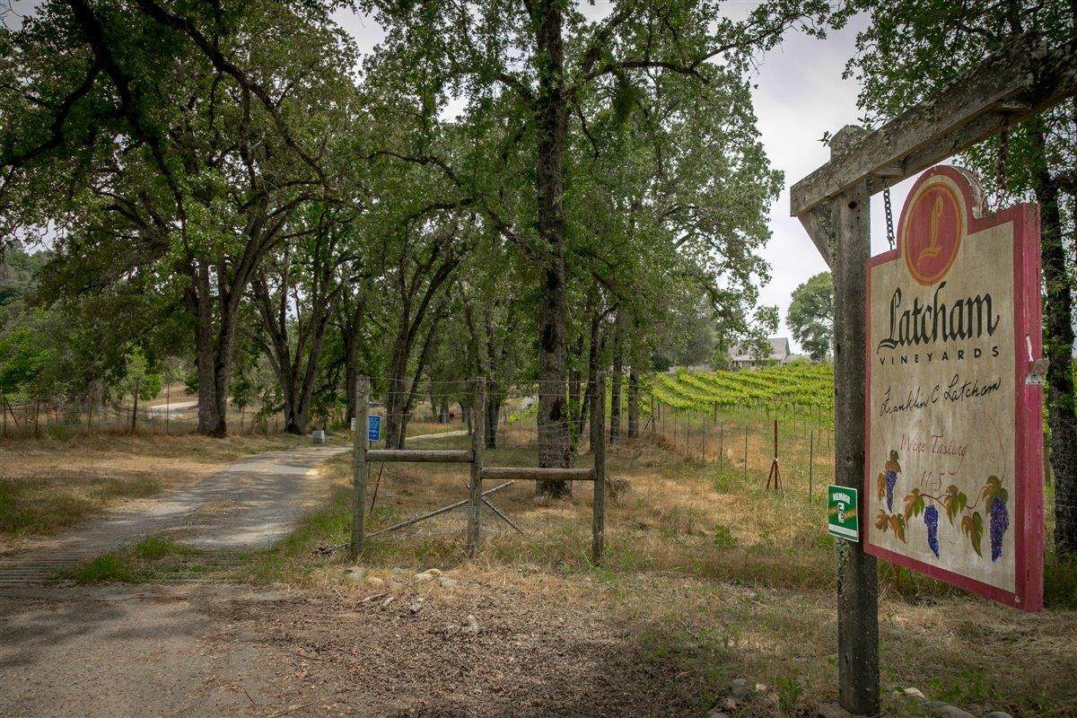 2860 Omo Ranch Road - Photo 1 2860 Omo Ranch Road - Photo 1