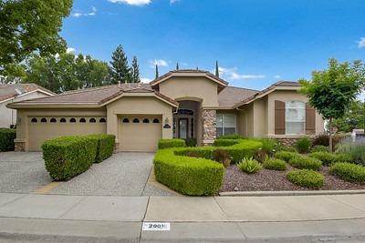 2001 Pheasant Drive - Photo 1