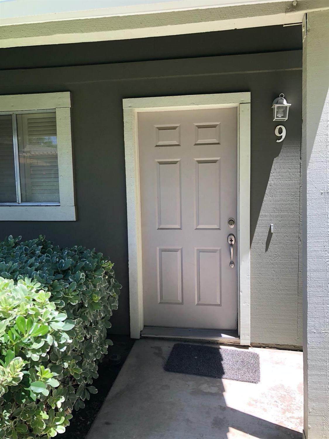 515 Peerless Way - Photo 1