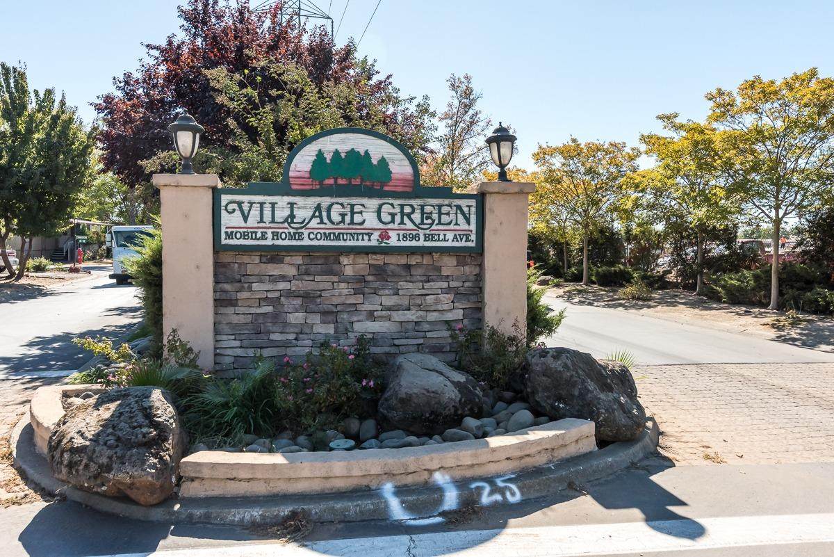 214 Village Circle - Photo 1