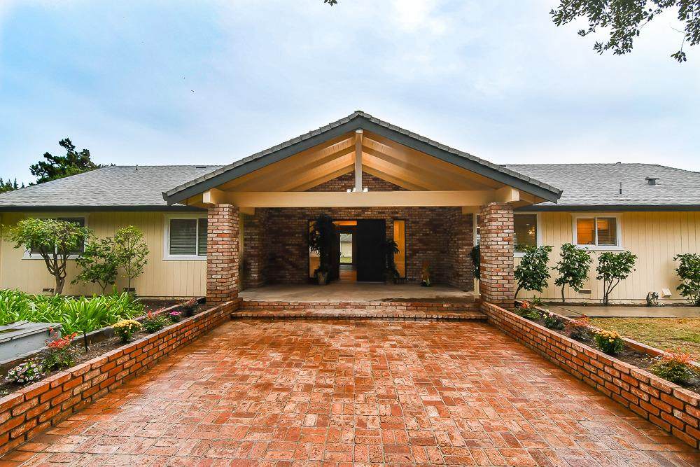 6112 Slaton Court - Photo 1