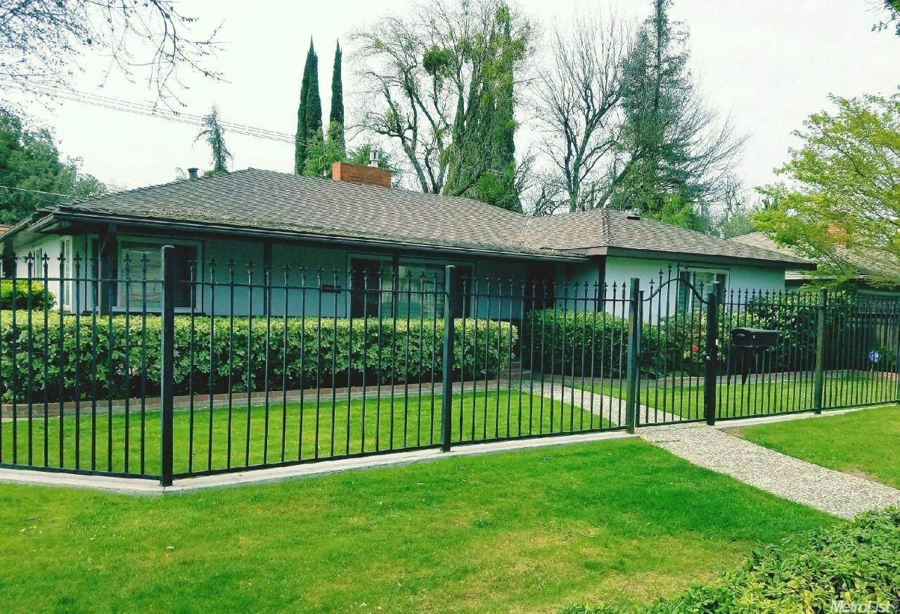 1201 Sycamore - Photo 1