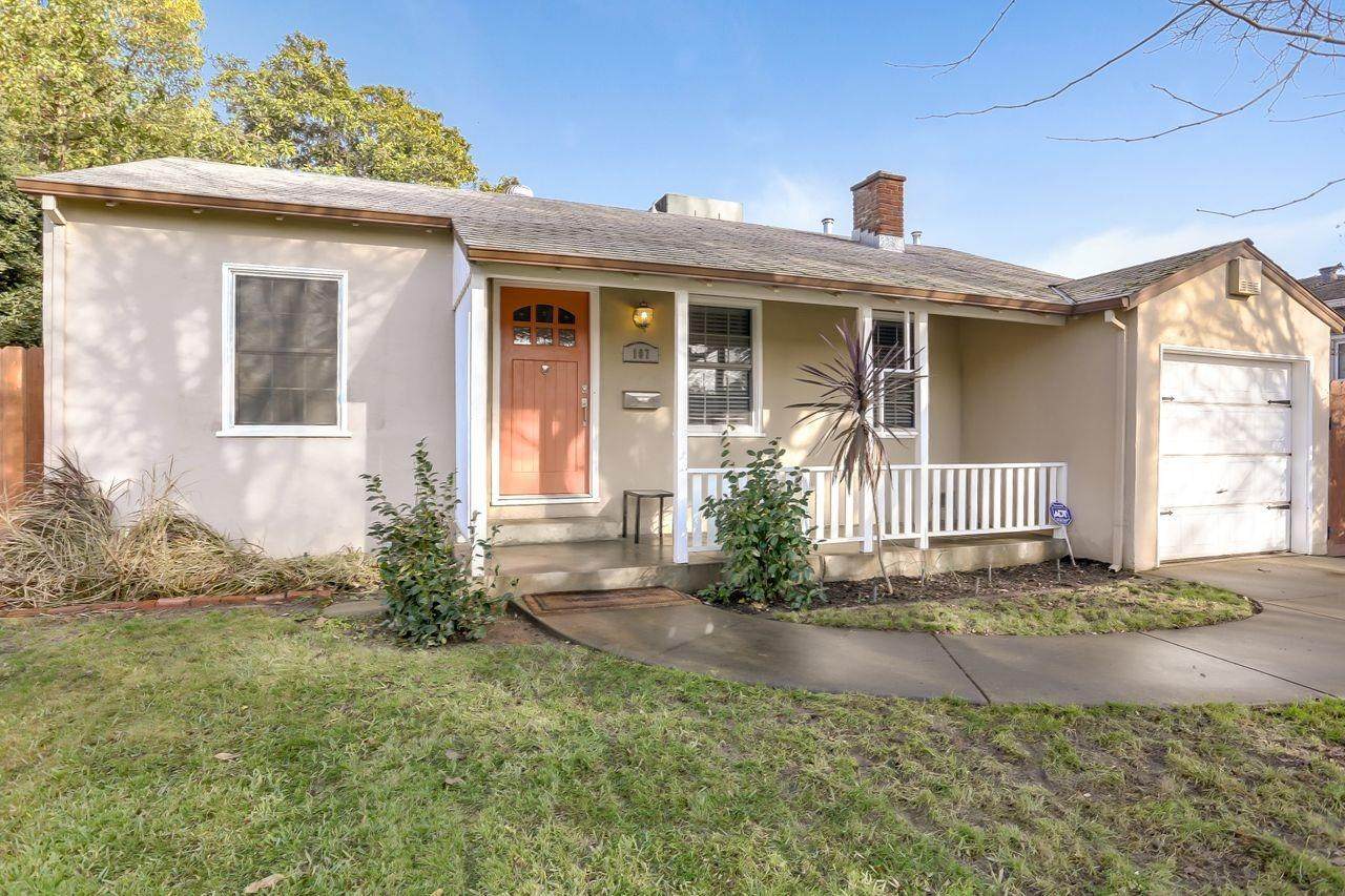 107 Tivoli Way - Photo 1