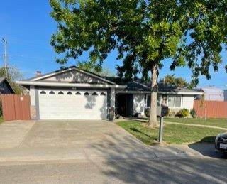 7600 Blackthorne Way - Photo 1
