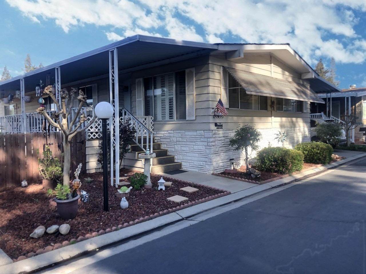 3817 Homewood Village Drive - Photo 1