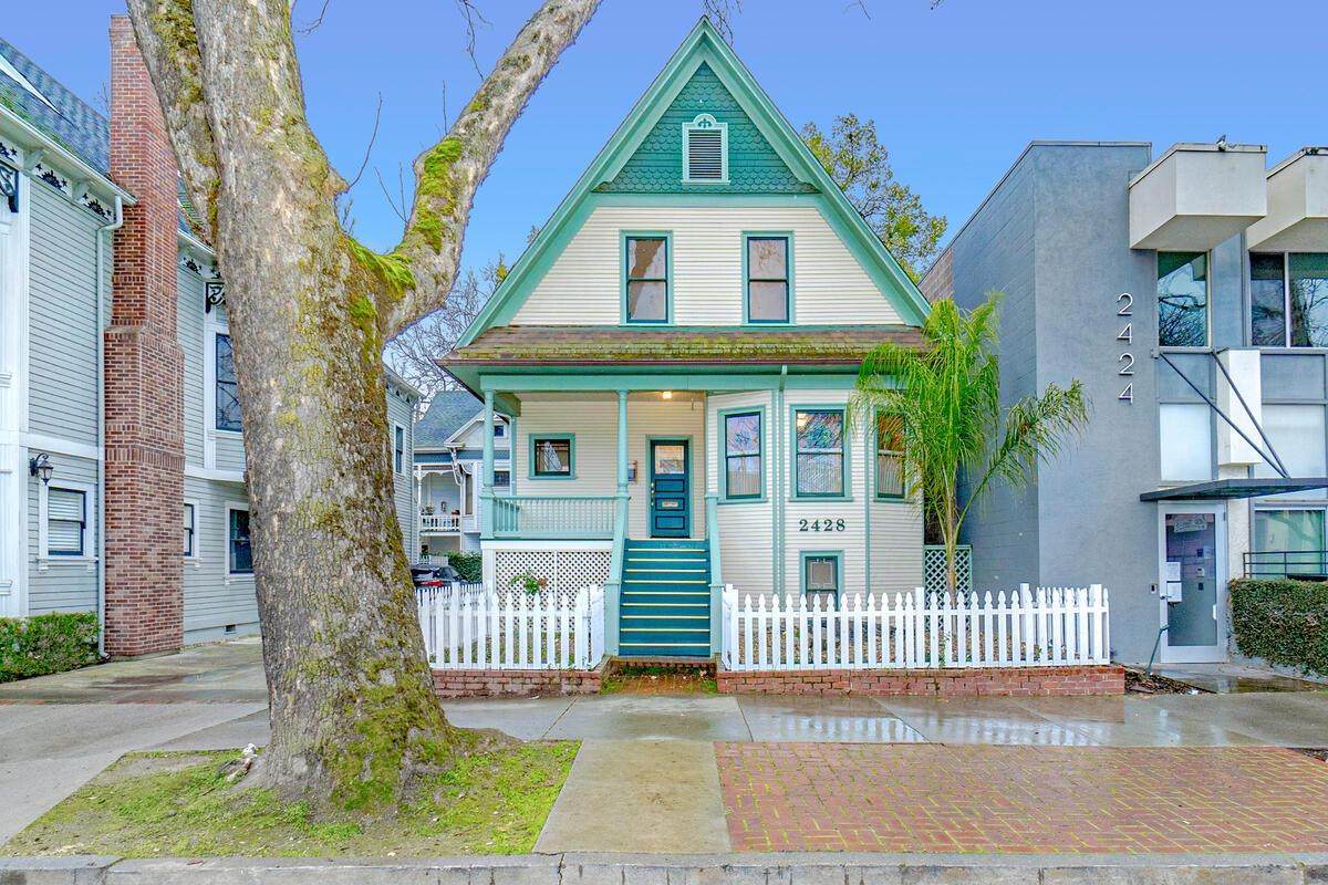 2428 K Street - Photo 1