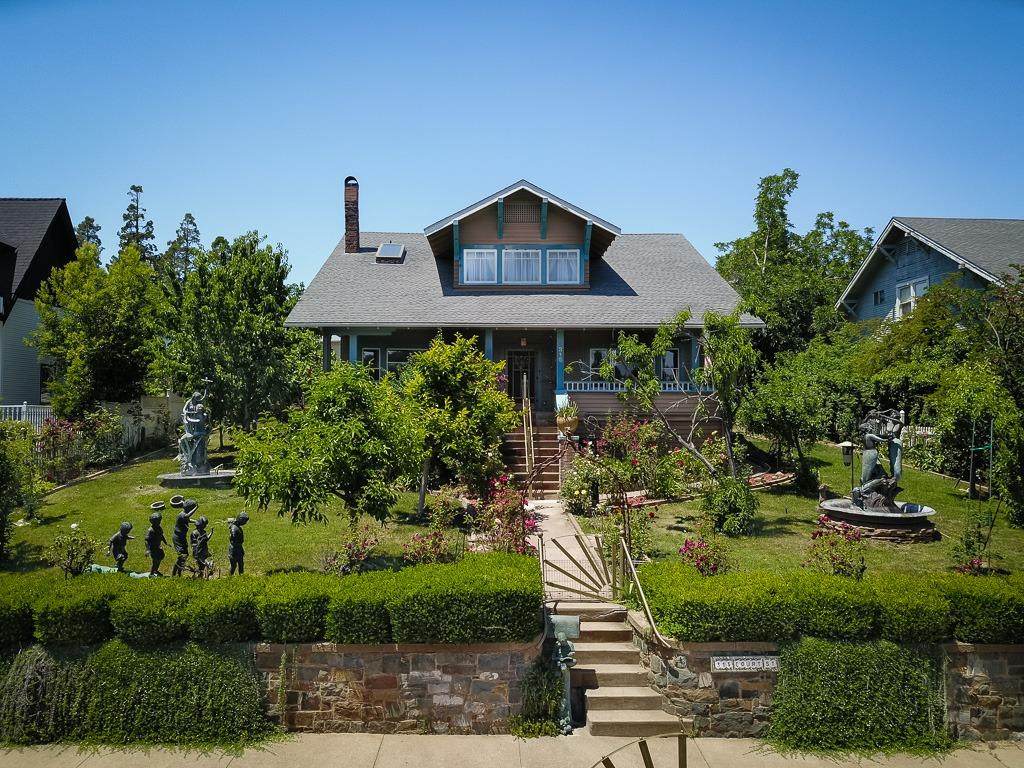 315 Court - Photo 1