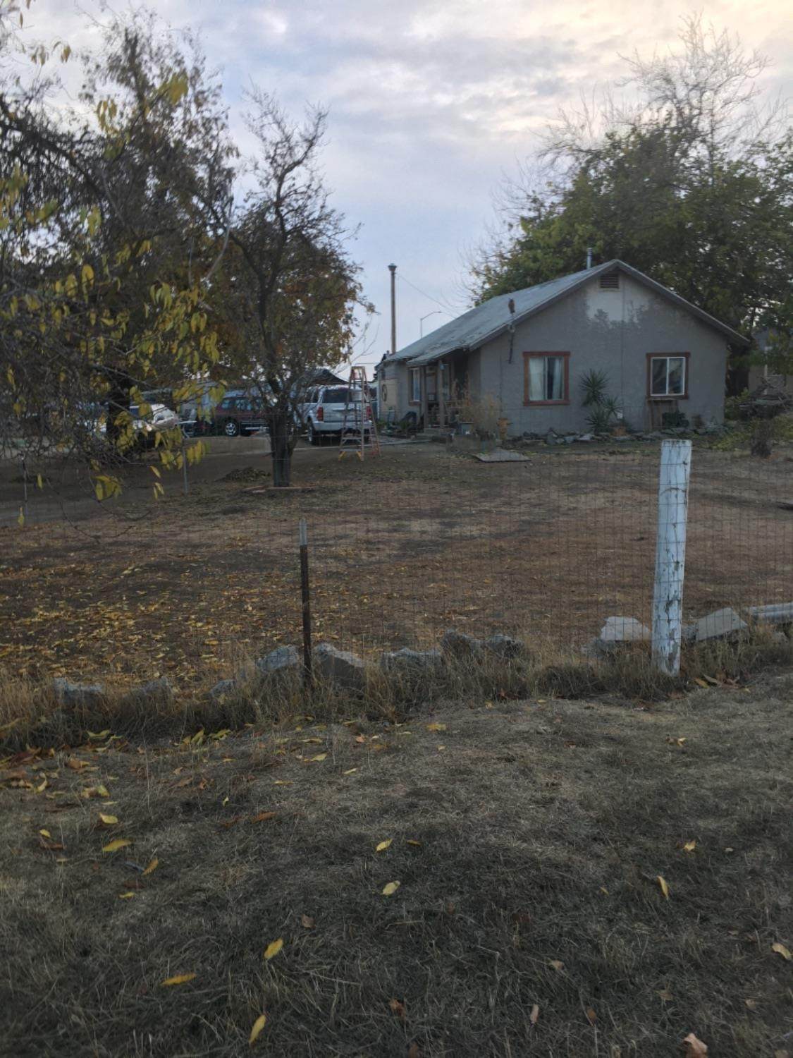 854 Pecos Avenue - Photo 1