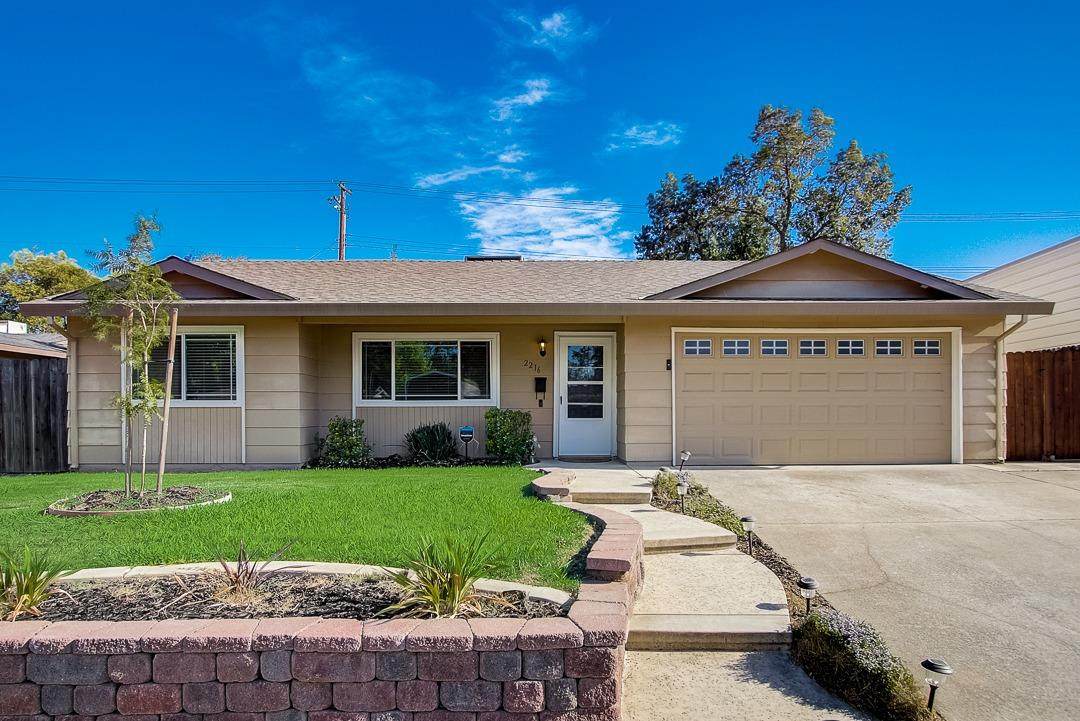 2216 Lee Way - Photo 1