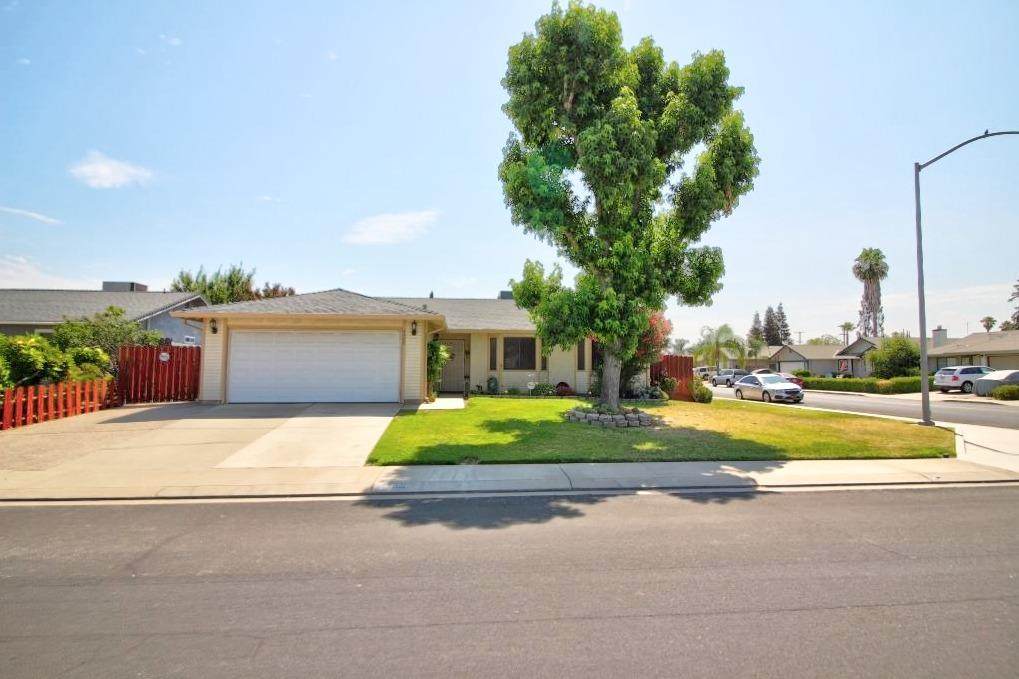 4700 Alyssa Avenue - Photo 1