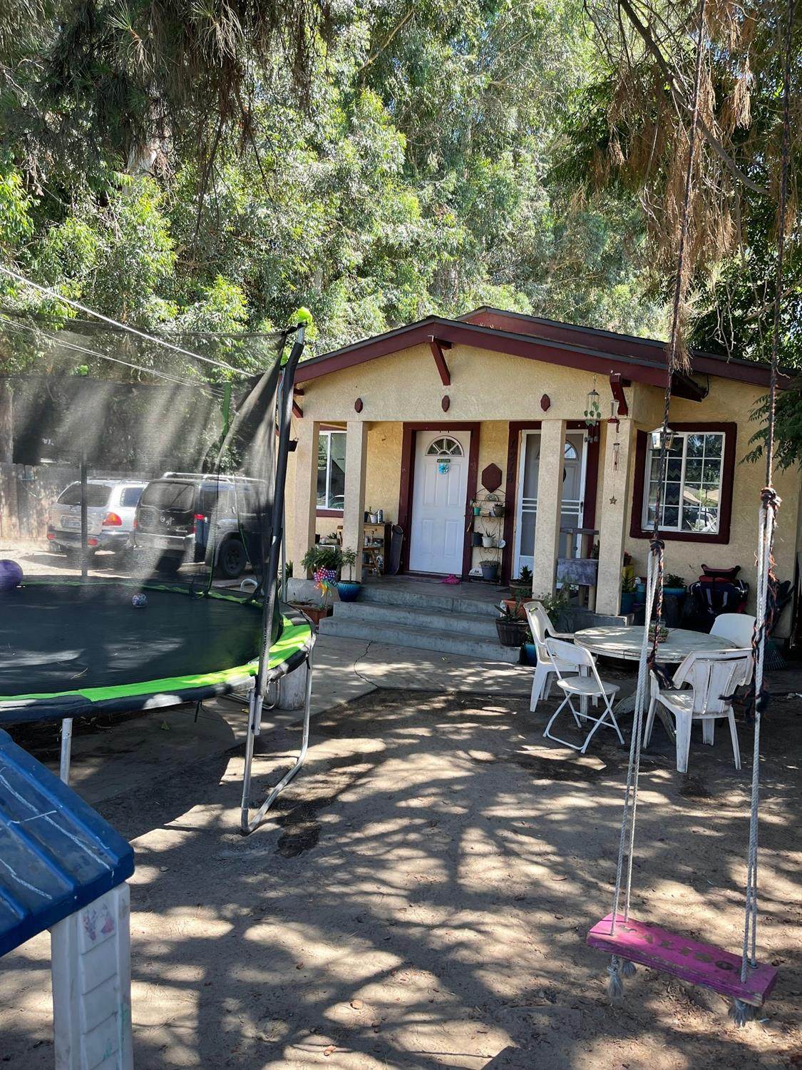1220 Rouse Avenue - Photo 1