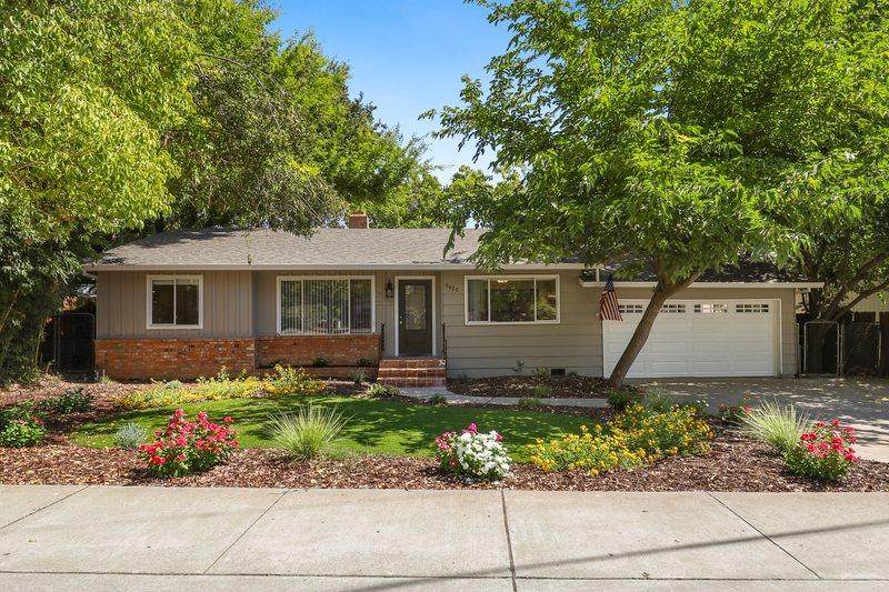 5425 4th Street - Photo 1