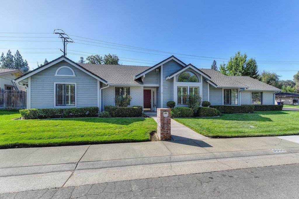 5608 Omni Drive - Photo 1
