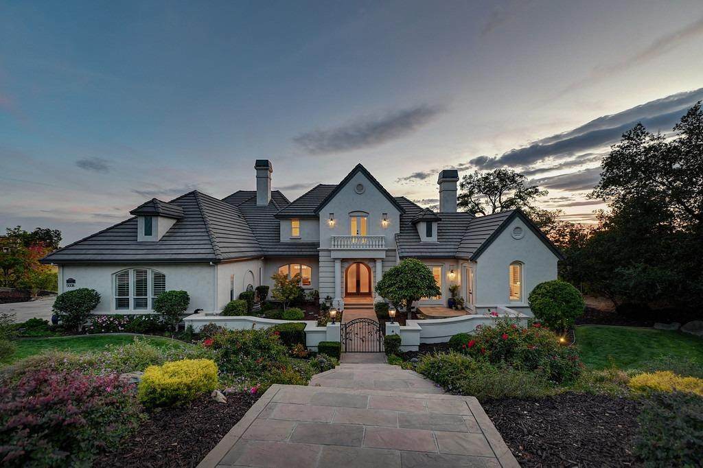 5008 Bent Creek Court - Photo 1