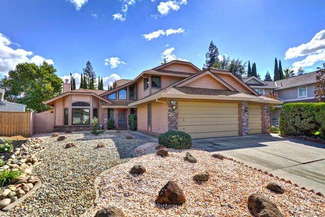 7560 Wynndel Way - Photo 1
