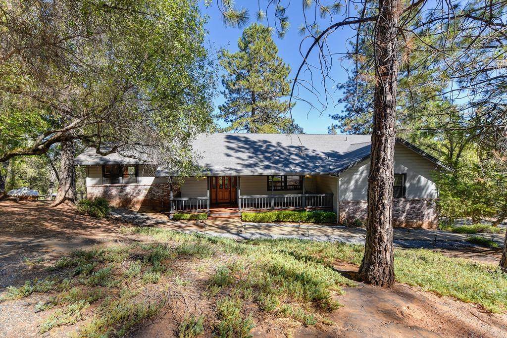 2401 Deer Ravine Court - Photo 1
