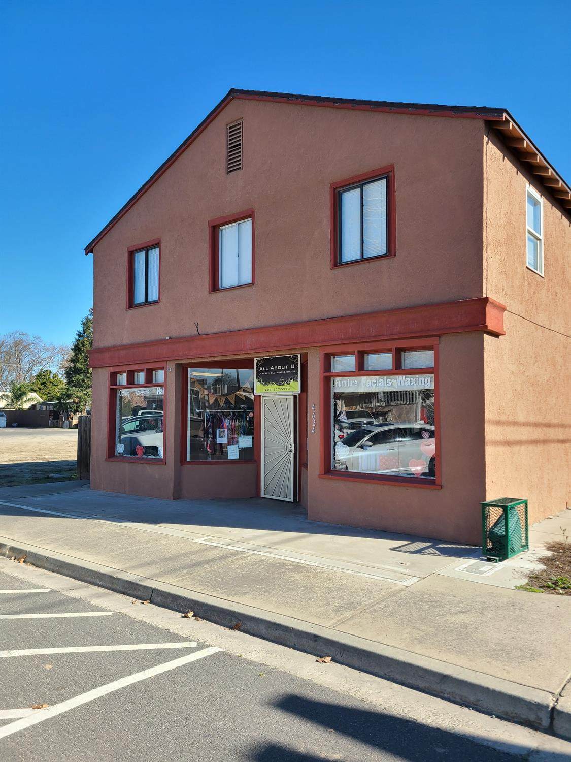 4624 Main Street - Photo 1