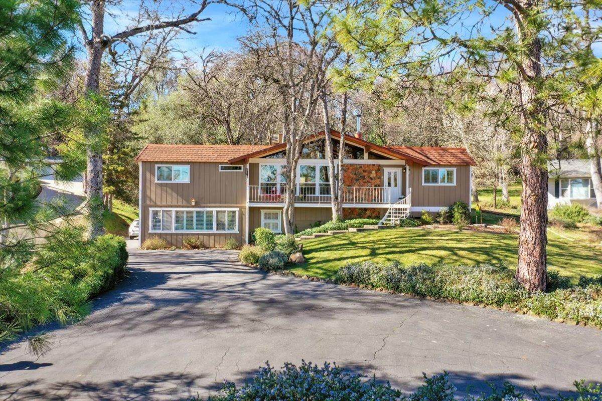 11430 Lakeshore North - Photo 1