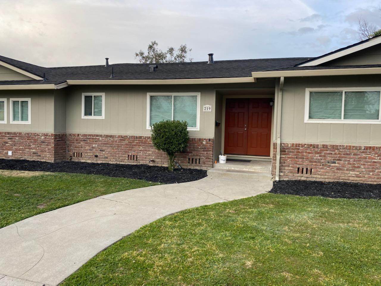 219 Glencannon Street - Photo 1