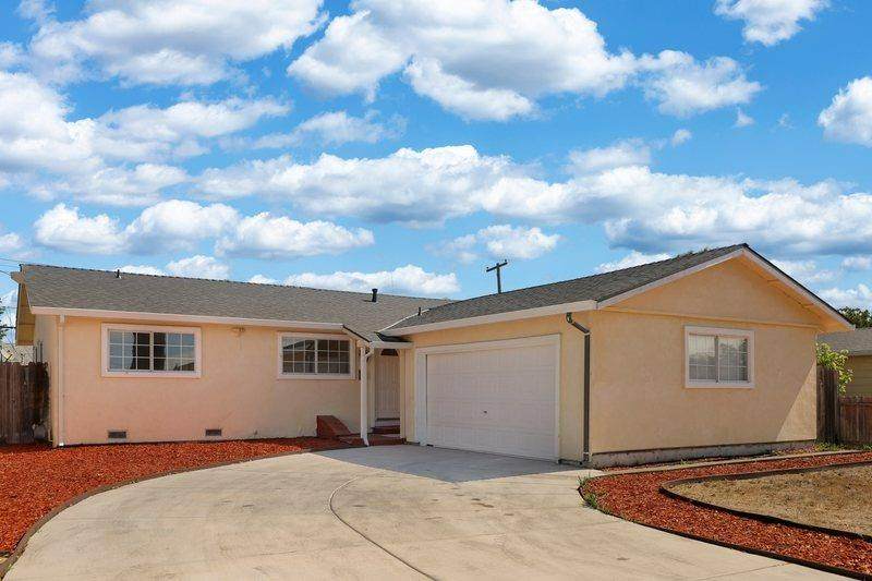 1657 Belt Way - Photo 1