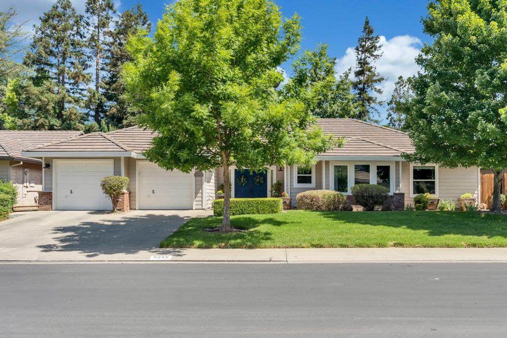 9245 Laguna Lake Way - Photo 1