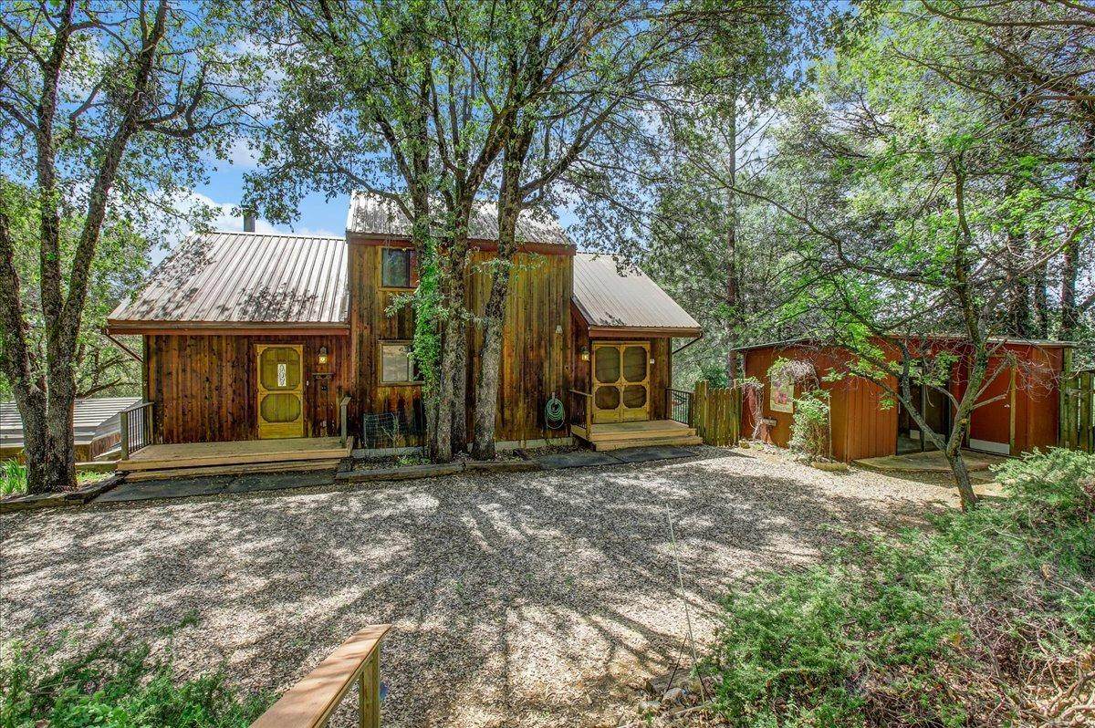 20109 Tanglewood Road - Photo 1