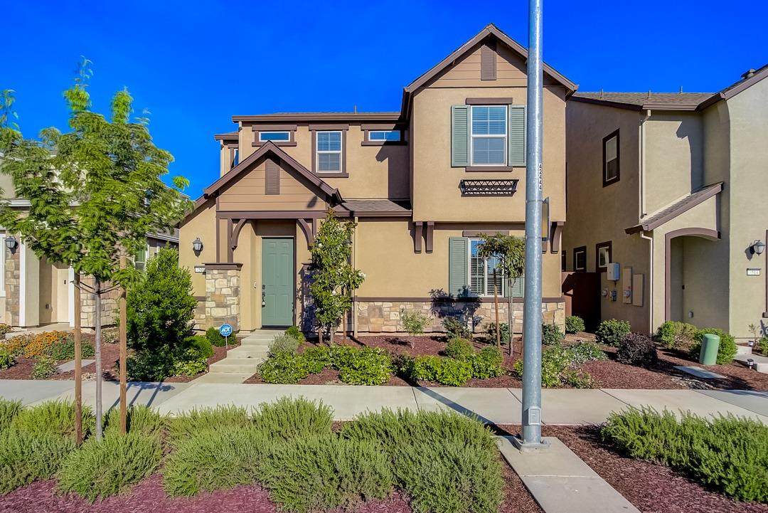 7510 Clear Lake Alley - Photo 1