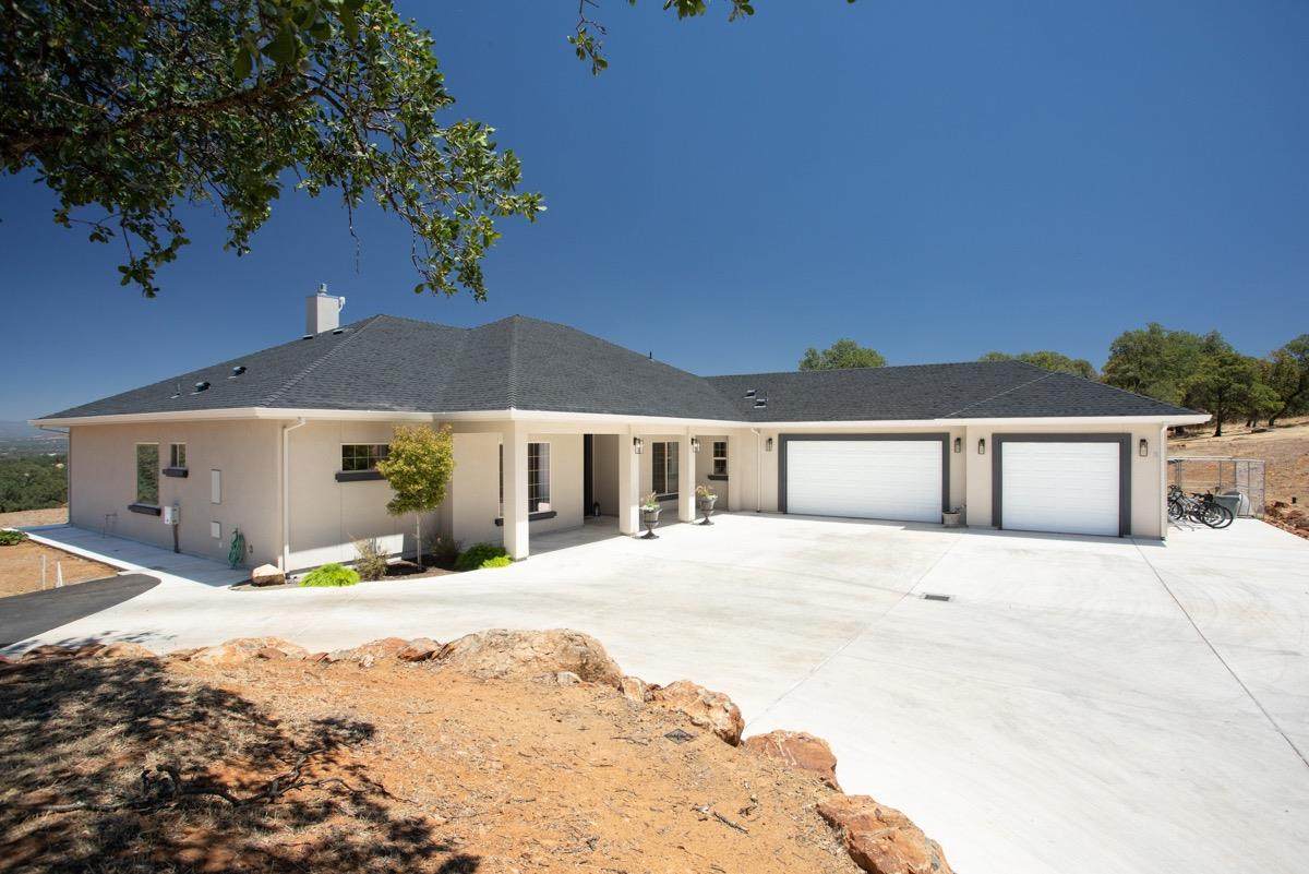 5072 Banca Court - Photo 1