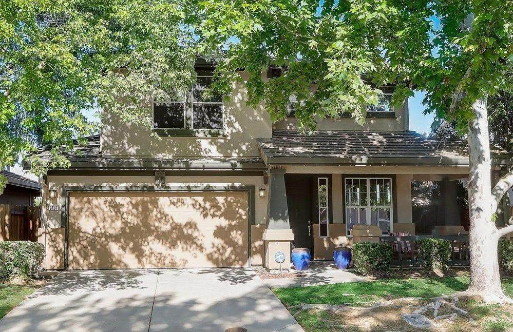 2124 Caravaggio Drive - Photo 1
