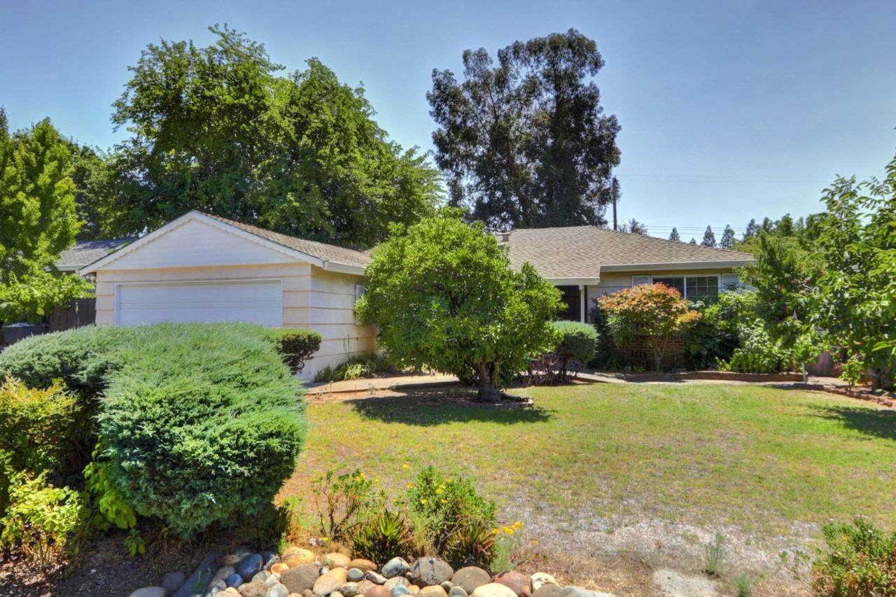 2816 La Colina Way - Photo 1