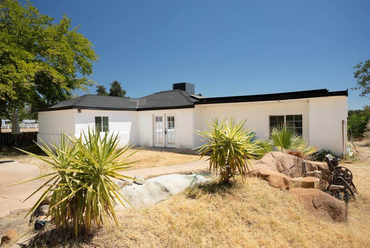 2446 Beale Road - Photo 1