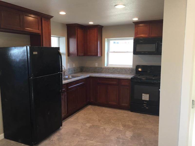 327 5th Street - Photo 1