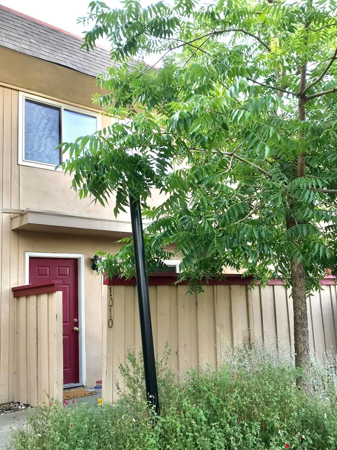 1010 Bancroft Road - Photo 1