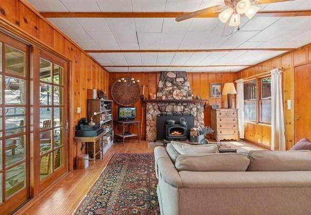 18856 Laurel Avenue - Photo 1