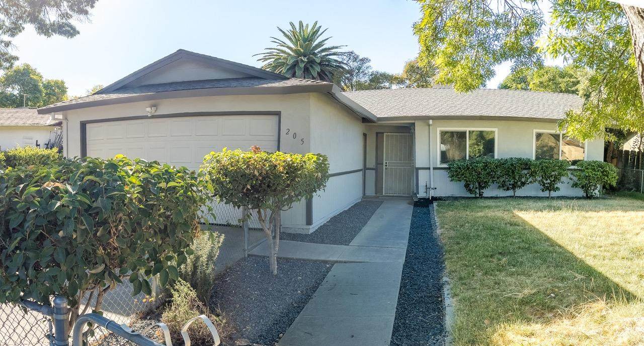 205 Price Drive - Photo 1