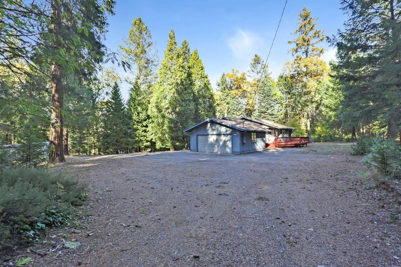 5515 Thomas Street - Photo 1