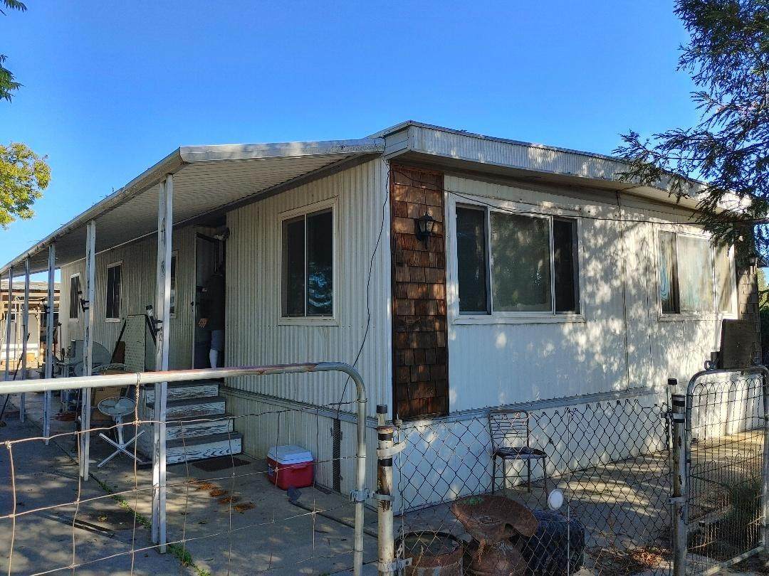 7029 Norman Road - Photo 1